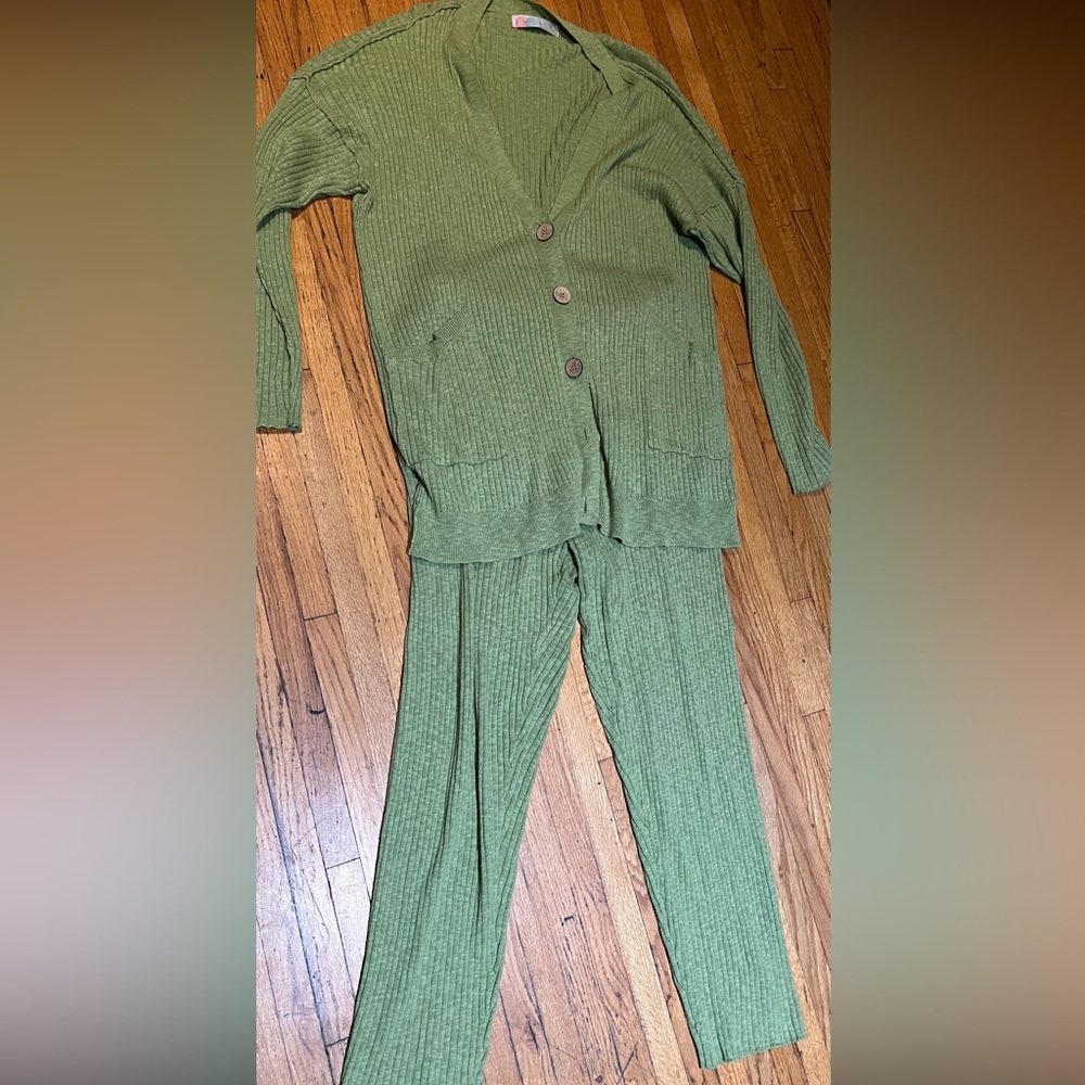 FREE PEOPLE SWEATER SET GREEN LARGE
